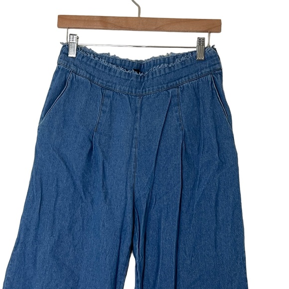 4SI3NNA | High rise cotton wide leg cropped chambray pants size medium - Picture 3 of 14